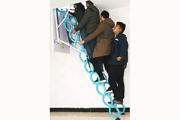 四川定做小型伸縮樓梯價格